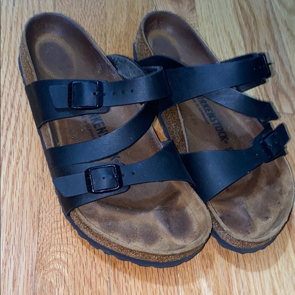 Black Birkenstock’s
